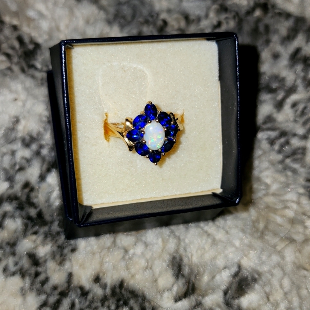10 kt gold ring